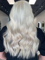 Classic Weft 120gm (18") #10 Light Blonde