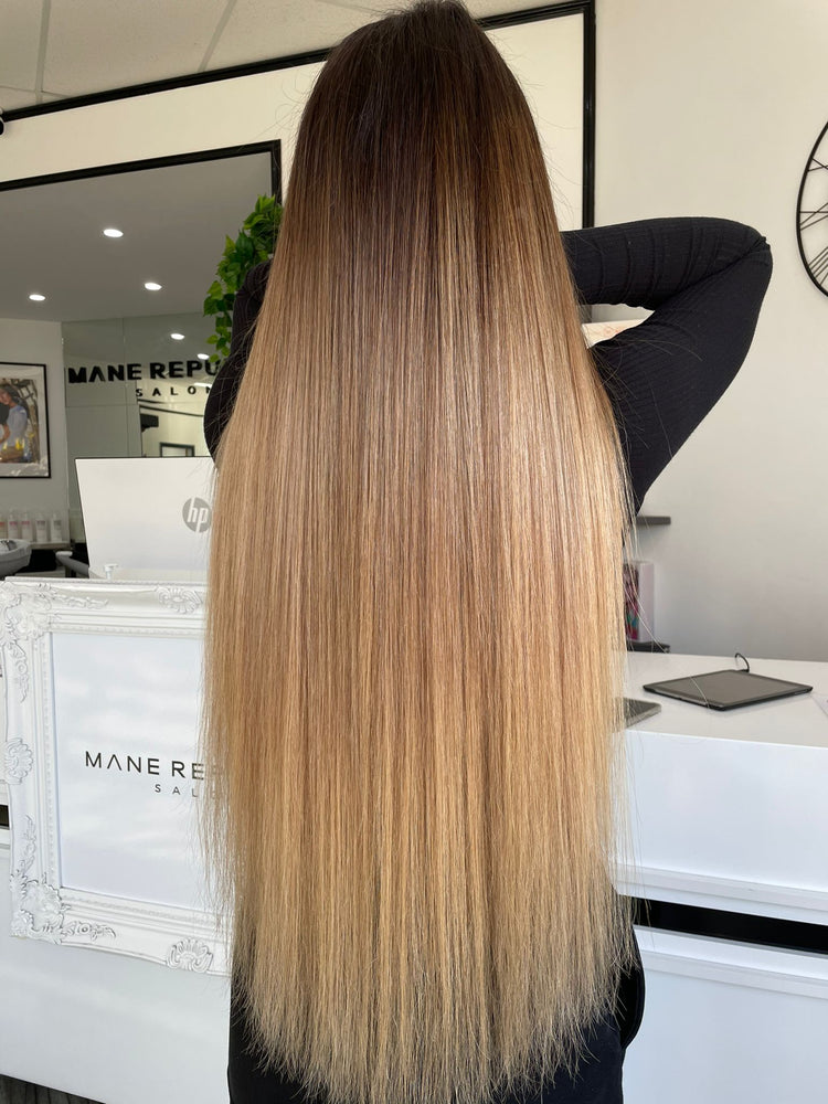 Classic Weft 120gm (26") #8N Natural Dark Blonde