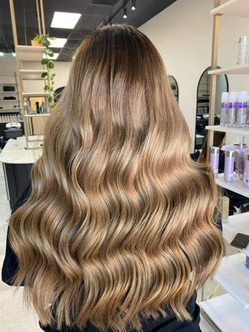 Classic Weft 120gm (22") #7N Natural Light Brown