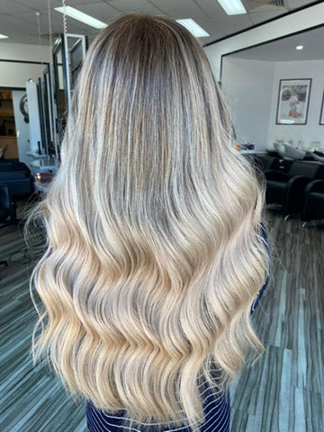 Classic Weft 120gm (22") #9C Cool Medium Blonde